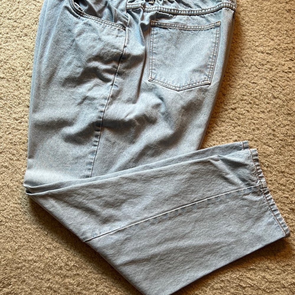 Womans Jeans bt Bill Blass 22W Easy Fit